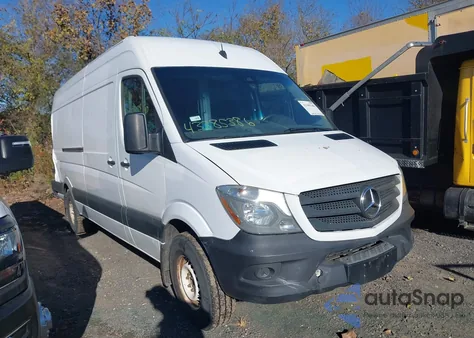 2016 Mercedes-Benz Sprinter 2500 High Roof из США, поврежденный, VIN WD3PE8DD6GP361062